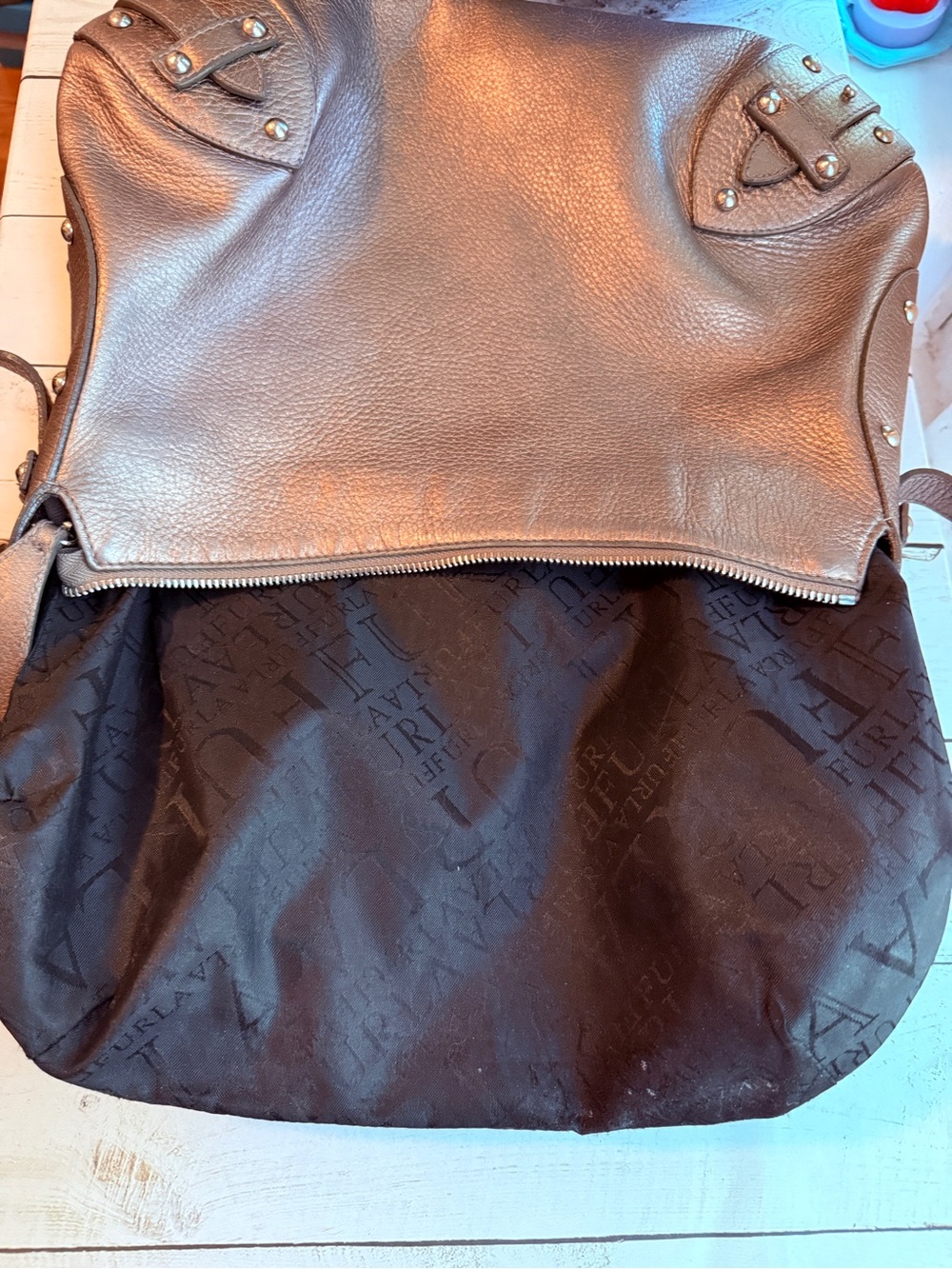 Furla | Vintage Metallic Taupe Pebbled Leather Hobo‎ Shoulder Bag - Picture 10 of 15